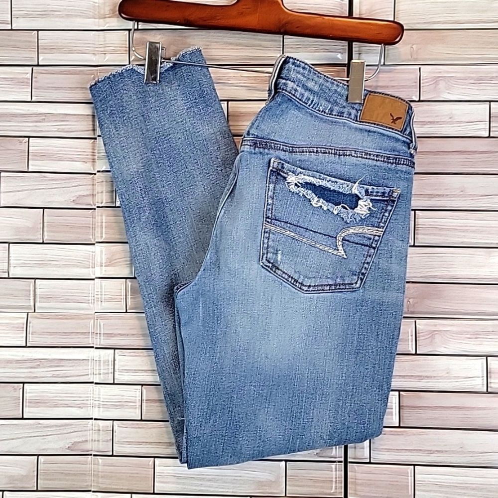 American Eagle outfitters Tom Girl straight leg stretch denim jeans Size 2